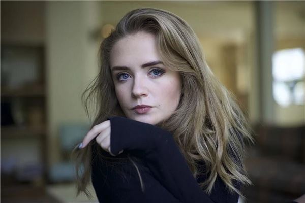 姓名梅雄打分得分_取名梅雄五格分析