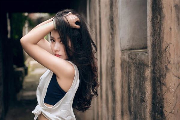 新生兒取名_周艷卉