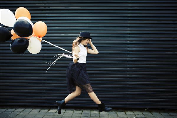 姓名五格分析:吳芮瀾