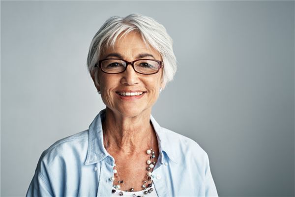 姓氏取名_周陽云