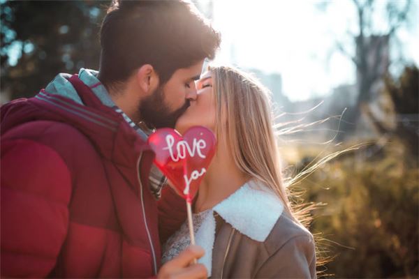 胡愛夏的姓名打分結(jié)果_胡愛夏五行分析